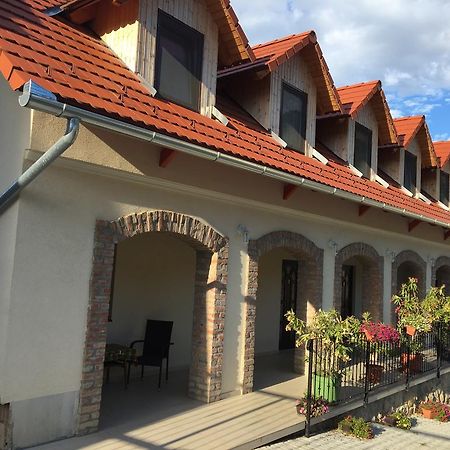 Csipke Lovaspanzió Orfű Exterior foto
